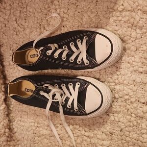 CONVERSE Classic Navy blue  all stars 6.5